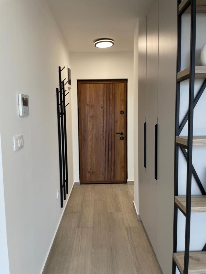 Dora Family Apartments Будва Екстер'єр фото