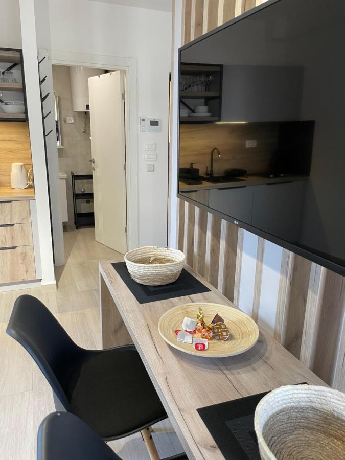 Dora Family Apartments Будва Екстер'єр фото