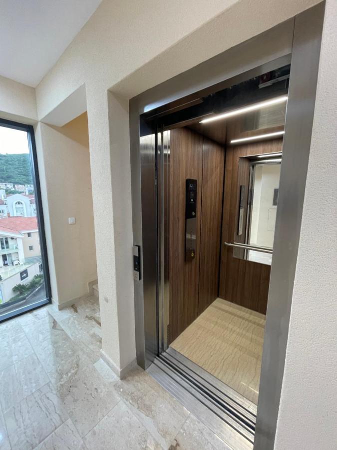Dora Family Apartments Будва Екстер'єр фото