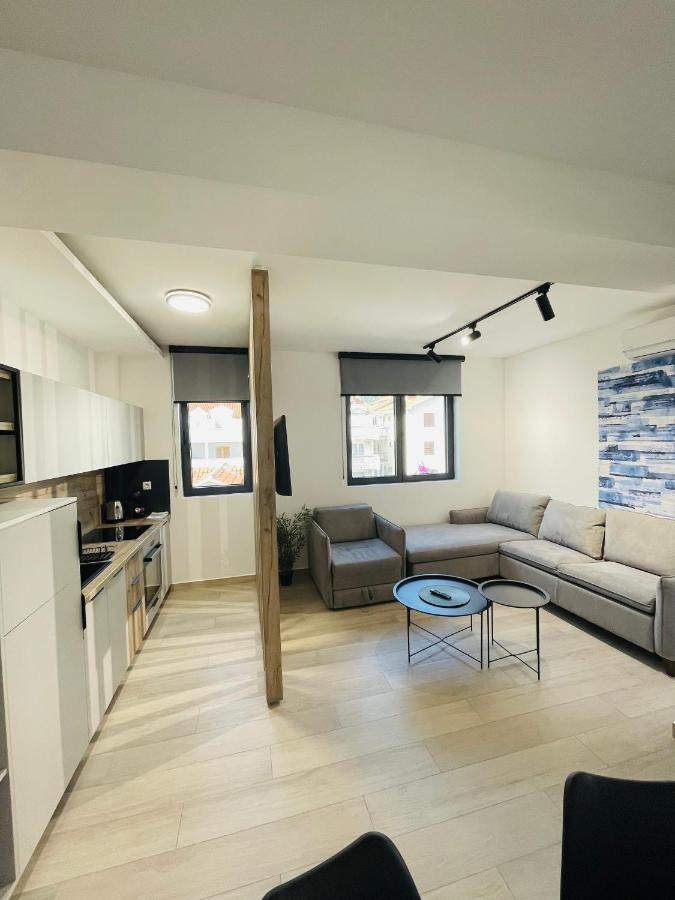 Dora Family Apartments Будва Екстер'єр фото